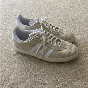 Women’s Adidas Gazelle